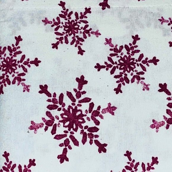 Woolrich QUEEN SIZE Flannel Sheet Set - WINTER RED SNOWFLAKES (cotton flannel) - Picture 3 of 3
